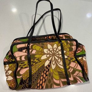 KATE SPADE New York Shoulder Bag.